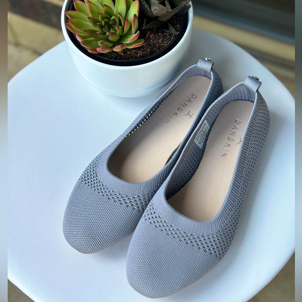 Danskin Gray Flats Breathable Slip-On Loafers
